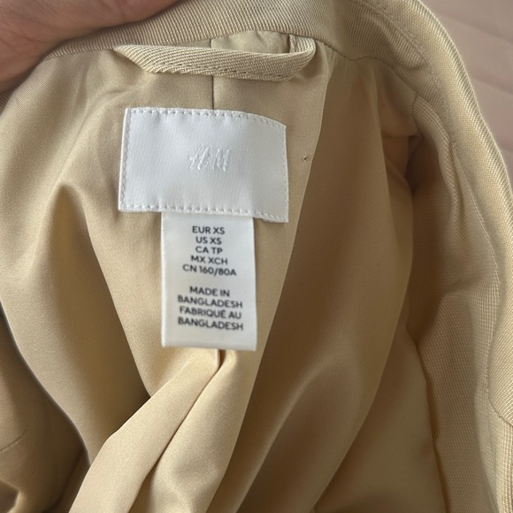 H&M Light Tan Blazer xs - Picture 2 of 3